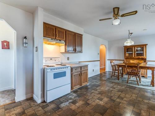 123 Forest Hill Dr, Valley, NS 