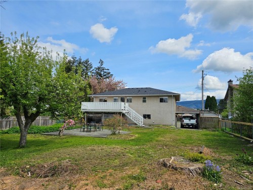 5890 Chesterfield Ave, Duncan, BC 