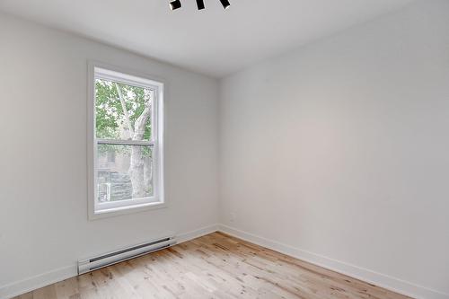 Bureau - 6639 Rue D'Iberville, Montréal (Rosemont/La Petite-Patrie), QC - Indoor Photo Showing Other Room