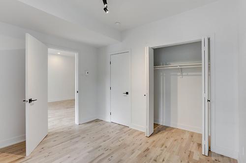 Chambre à coucher - 6639 Rue D'Iberville, Montréal (Rosemont/La Petite-Patrie), QC - Indoor Photo Showing Other Room