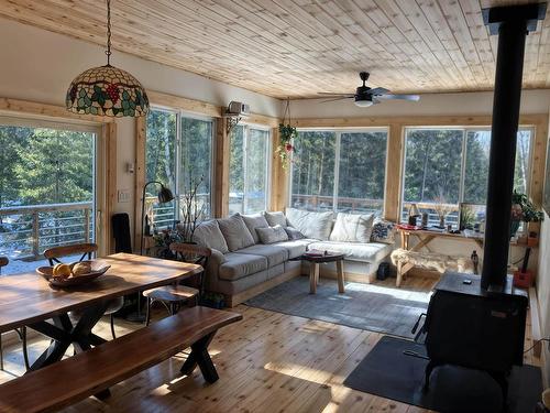 1 Gunn Lake Road, Minaki, ON - Indoor