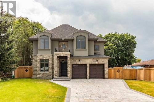 752 HILLVIEW CRESCENT  Pickering, ON L1W 2S1