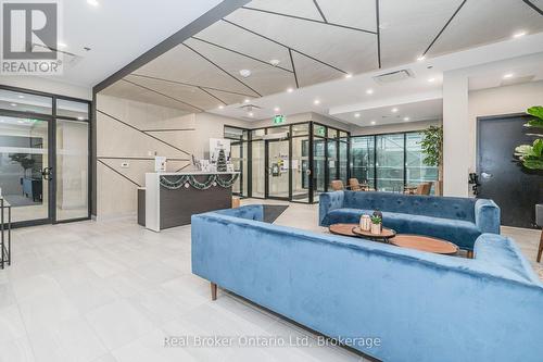 2003 - 60 Charles Street W, Kitchener, ON - Indoor Photo Showing Other Room