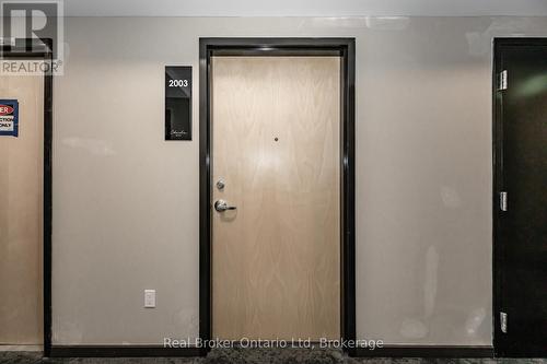 2003 - 60 Charles Street W, Kitchener, ON - 