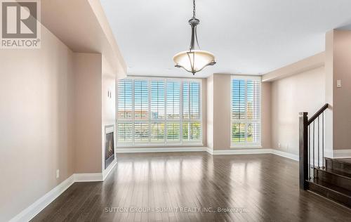 6 - 70 Littlecreek Road, Mississauga, ON - Indoor Photo Showing Other Room