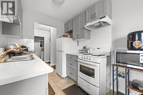 1560 Alexandra Street, Regina, SK - Indoor Photo Showing Kitchen