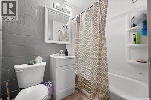 1560 Alexandra Street, Regina, SK - Indoor Photo Showing Bathroom