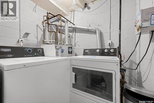1560 Alexandra Street, Regina, SK - Indoor Photo Showing Laundry Room