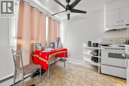 1560 Alexandra Street, Regina, SK - Indoor