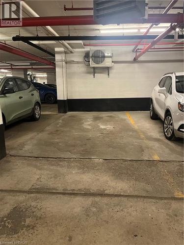 1 Leaside Park Drive Unit# 419, Toronto, ON - Indoor Photo Showing Garage