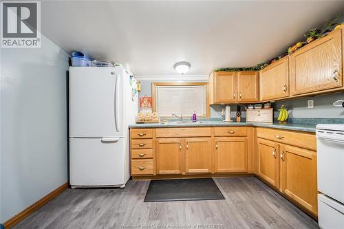 1354 St. Luke, Windsor, ON - Indoor Photo Showing Kitchen