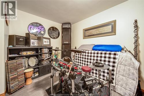 1354 St. Luke, Windsor, ON - Indoor