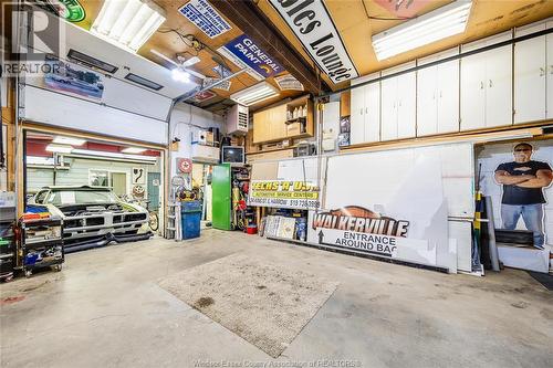 1354 St. Luke, Windsor, ON - Indoor Photo Showing Garage