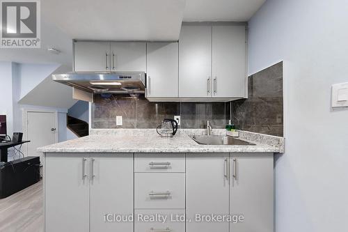 82 Chatfield Drive, Ajax, ON - Indoor Photo Showing Kitchen