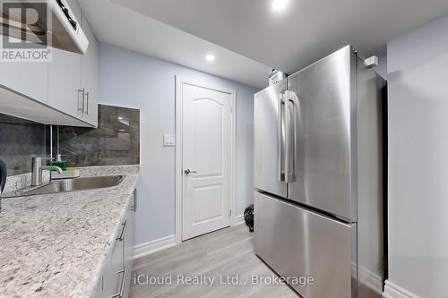 82 Chatfield Drive, Ajax, ON - Indoor Photo Showing Kitchen
