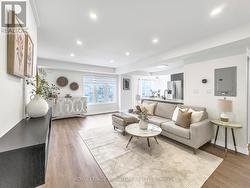 2249 BUR OAK AVENUE  Markham, ON L6E 0C2