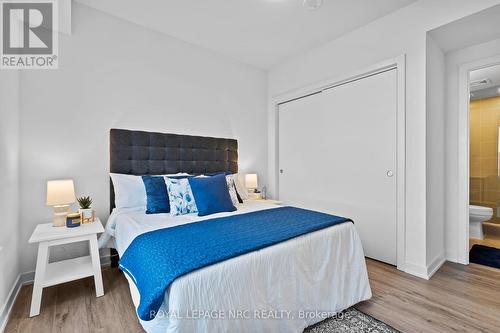 Primary Bedroom - Unit 1611 - 385 Winston Road, Grimsby, ON - Indoor Photo Showing Bedroom