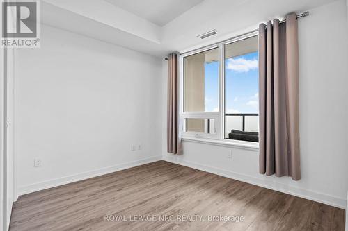 Bedroom - Unit 1611 - 385 Winston Road, Grimsby, ON - Indoor Photo Showing Other Room