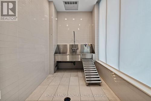 Pet Spa - Unit 1611 - 385 Winston Road, Grimsby, ON -  Photo Showing Other Room