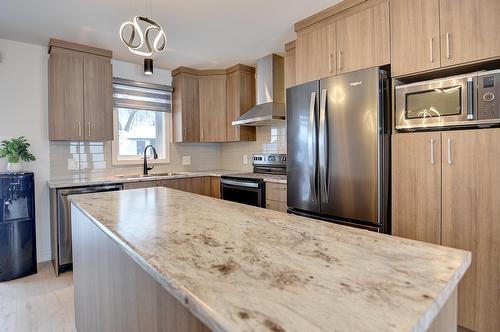 Kitchen - 2190 Place Des Jardins, Saint-Félix-De-Valois, QC - Indoor Photo Showing Kitchen With Upgraded Kitchen