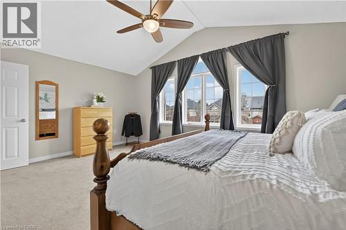 51 Hickory Crescent, Grimsby, ON - Indoor Photo Showing Bedroom
