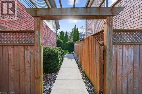 51 Hickory Crescent, Grimsby, ON - Outdoor With Exterior