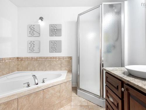 18 Outrigger Crescent, Halifax, NS 