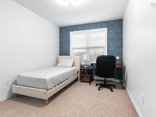 18 Outrigger Crescent, Halifax, NS 