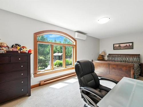 39 Cedar Street, Stellarton, NS 