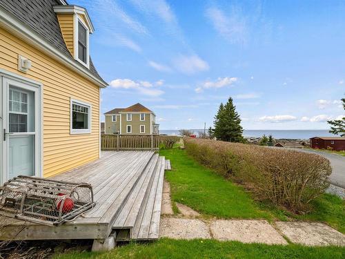 125 The Point Road, Blue Rocks, NS 