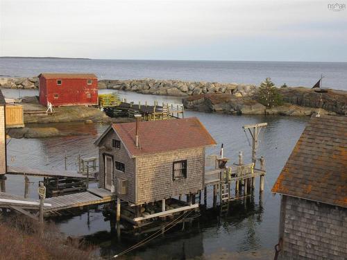 125 The Point Road, Blue Rocks, NS 