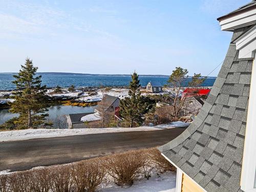 125 The Point Road, Blue Rocks, NS 