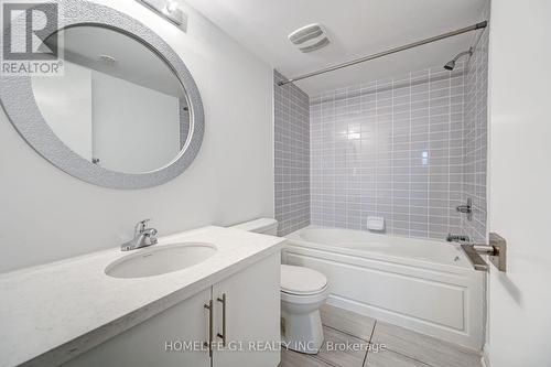 5 - 100 Dufay Road, Brampton, ON - Indoor Photo Showing Bathroom