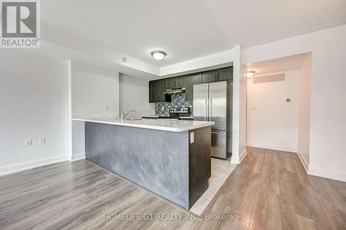 5 - 100 Dufay Road, Brampton, ON - Indoor Photo Showing Kitchen