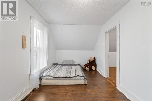 1 Whipple Street, Yarmouth, NS - Indoor Photo Showing Bedroom