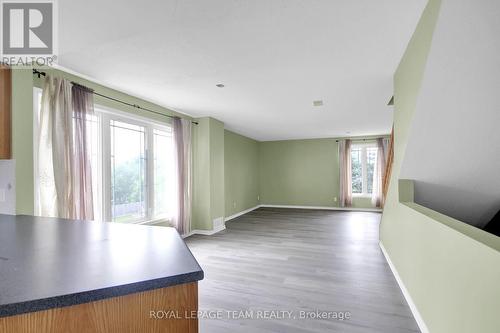 16 - 414 Hillsboro Private N, Ottawa, ON - Indoor Photo Showing Other Room