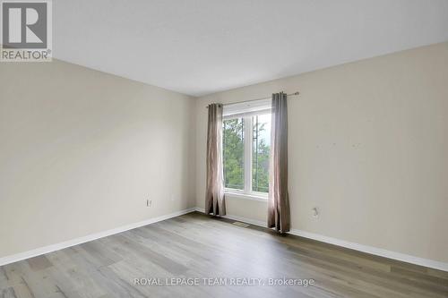 16 - 414 Hillsboro Private N, Ottawa, ON - Indoor Photo Showing Other Room