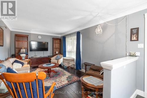 11 Cleveland Street, Thorold (Thorold Downtown), ON - Indoor Photo Showing Other Room