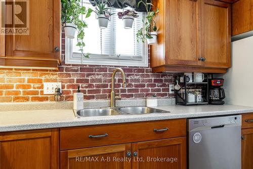 56 Trailside Court, St. Marys, ON - Indoor Photo Showing Kitchen With Double Sink
