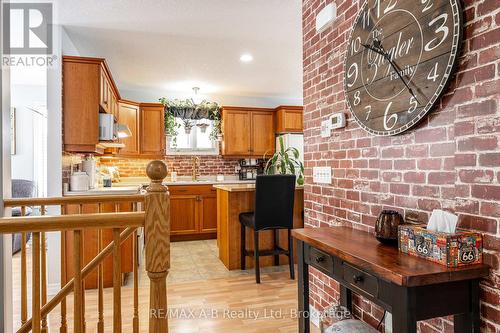 56 Trailside Court, St. Marys, ON - Indoor