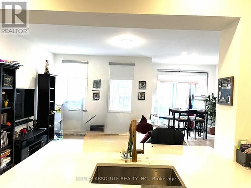 289 Anyolite Private, Ottawa, ON - Indoor