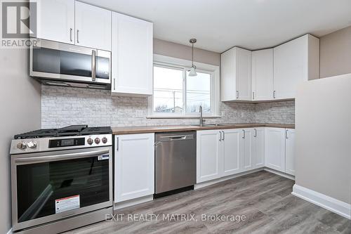 7510 Roger Stevens Drive, Montague, ON - Indoor Photo Showing Kitchen With Upgraded Kitchen