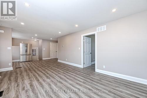 7510 Roger Stevens Drive, Montague, ON - Indoor Photo Showing Other Room