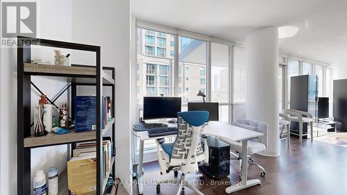 605 - 320 Richmond Street E, Toronto, ON - Indoor Photo Showing Office
