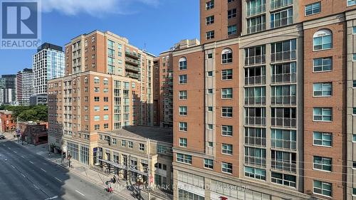 605 - 320 Richmond Street E, Toronto, ON -  With Facade