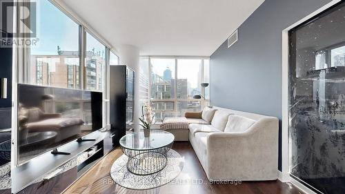 605 - 320 Richmond Street E, Toronto, ON - Indoor