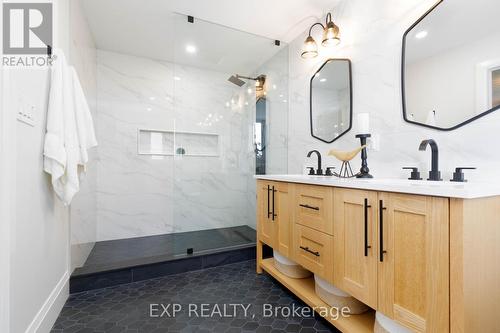 8 Pardo Court, Scugog, ON - Indoor Photo Showing Bathroom