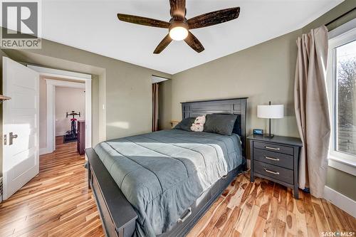 527 7Th Street E, Saskatoon, SK - Indoor Photo Showing Bedroom