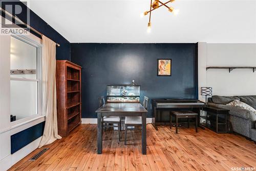 527 7Th Street E, Saskatoon, SK - Indoor With Fireplace