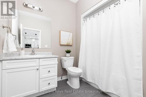 19 Serenity Place Crescent, Huntsville (Chaffey), ON - Indoor Photo Showing Bathroom